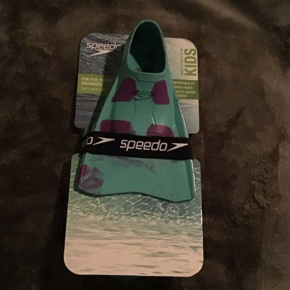 Speedo Kids Teal Swim Fin with Purple Accents small 9-10…